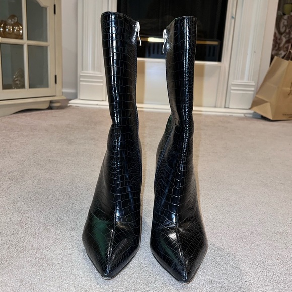 Black Croc Chunky Block Heel Point Toe Boots - Picture 3 of 7